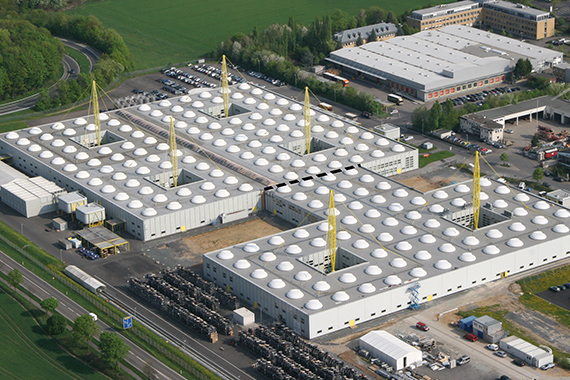 イグスの工場規模が60％拡大