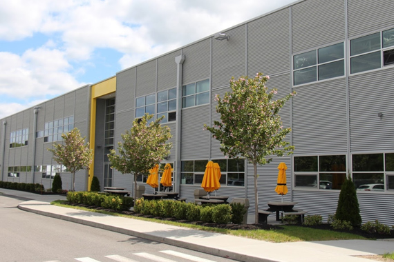 アメリカのイグス支社