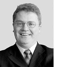 Ken Fouhy（ケン・ファウイー）