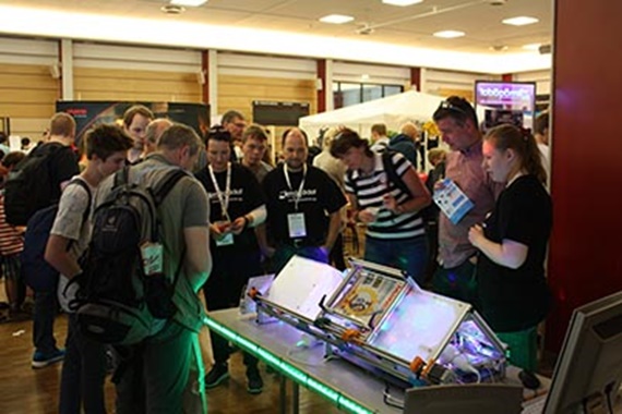 自動ブックスキャナー