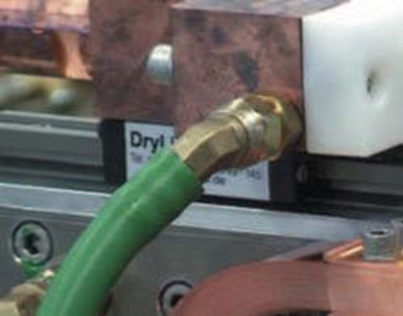 自動車産業の溶接ガンで使用