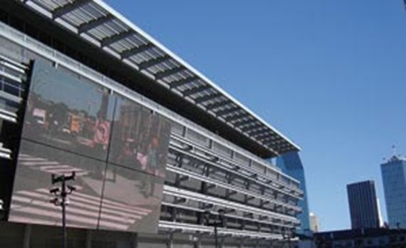 ビクトリープラザ（ダラス）のLEDスクリーン