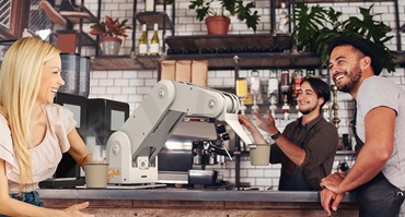 コーヒーを提供するロボットリンク