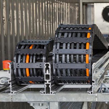 負荷試験でのイグスケーブル