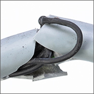 ロボットケーブル 可動ケーブルの断線やねじれの原因