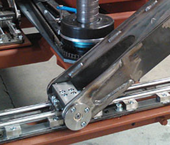 ドライリンWリニアガイドを使った舞台装置