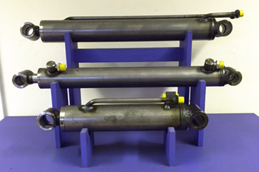 Wye Cylinder Engineering社の油圧シリンダー