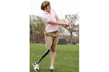 イグリデュール軸受を義足に使用、Batchford製品